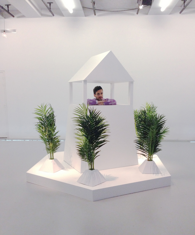 The Oracle Is In, instal·lació-performance d’en Jordi Ferreiro a París, 2013