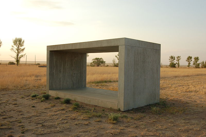 800px-Donald_Judd_Concrete_Blocks