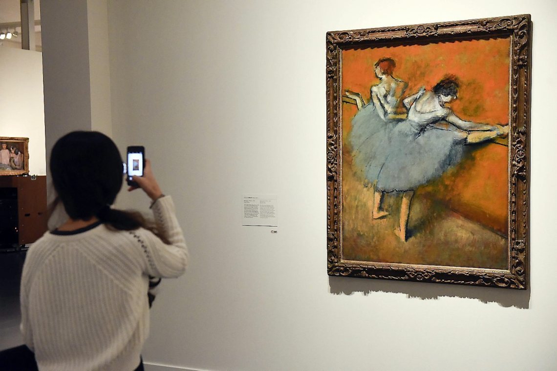 Ballarines-Degas-exhibida-CaixaForum-Impressionistes_1538256219_27789528_1500x1001